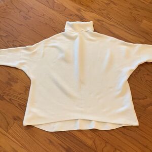Size small pullover oversized turtleneck sweater
